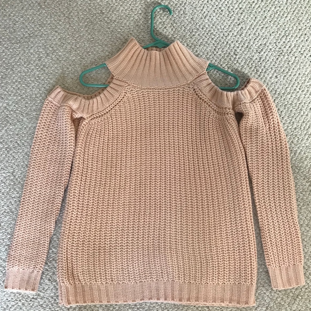 LF/Wild Flower shoulder-less light pink sweater